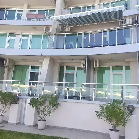 Silver A28 Apartmán *