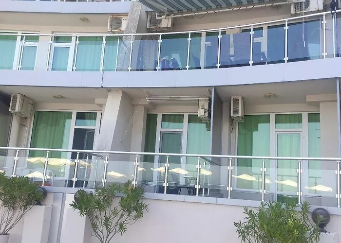 Silver A28 Apartament *