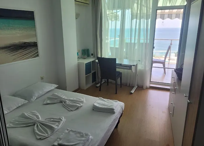 Silver A28 Apartament *